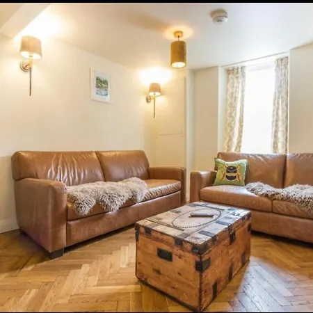Luxury In Windermere
